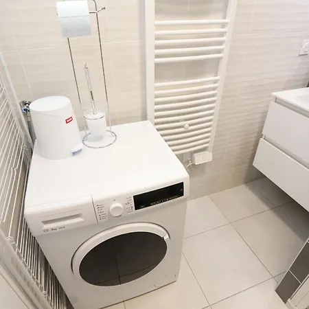 Appartement St Cyprien Terrasse A 2minutes Du Port Et De La Saint-Cyprien (Pyrenees-Orientales)